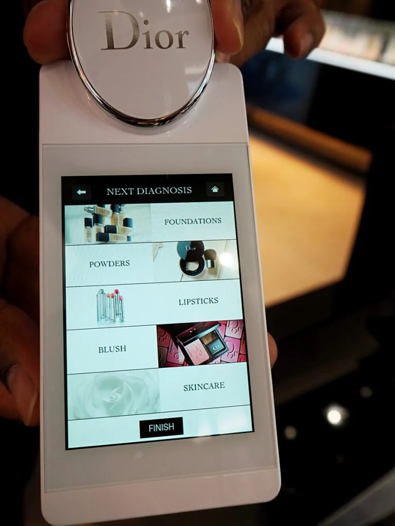 What is dior skin analyzer? 9 dior skin analyzer